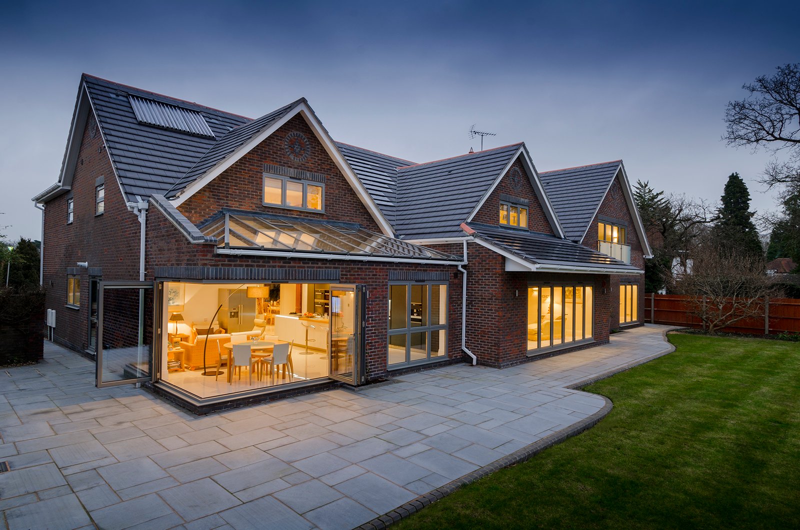 slim line aluminium window styles