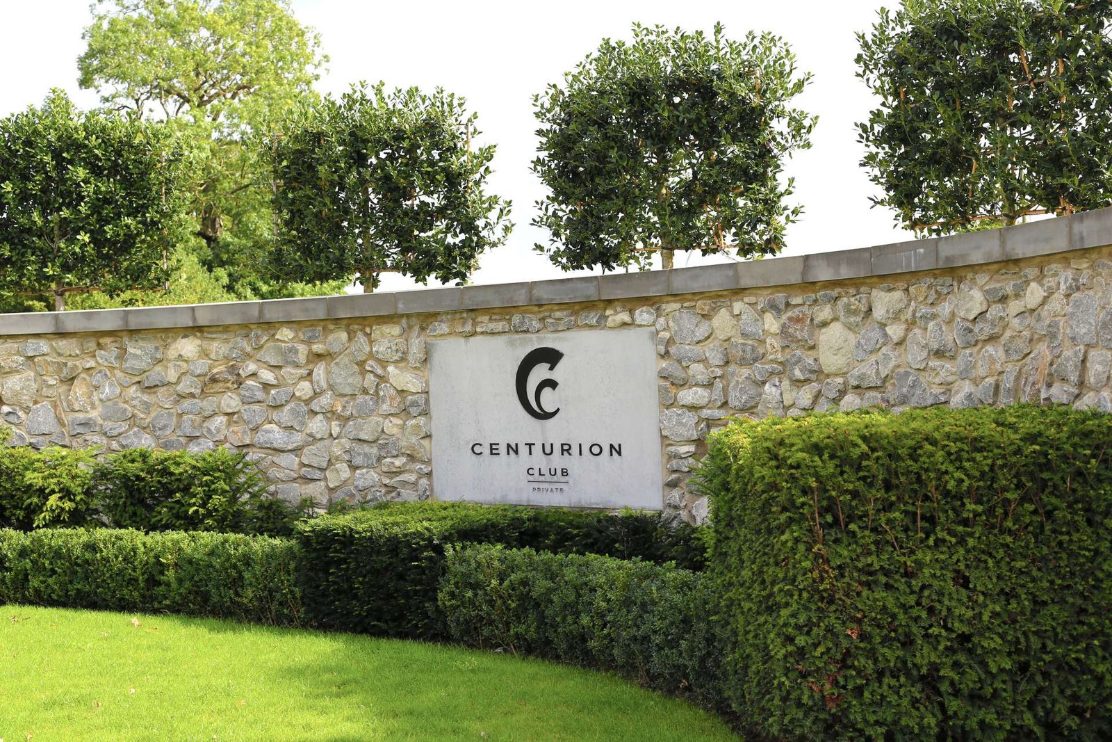 CENTURION GOLF CLUB HERTFORDSHIRE Aralia Lawn Design Panorama