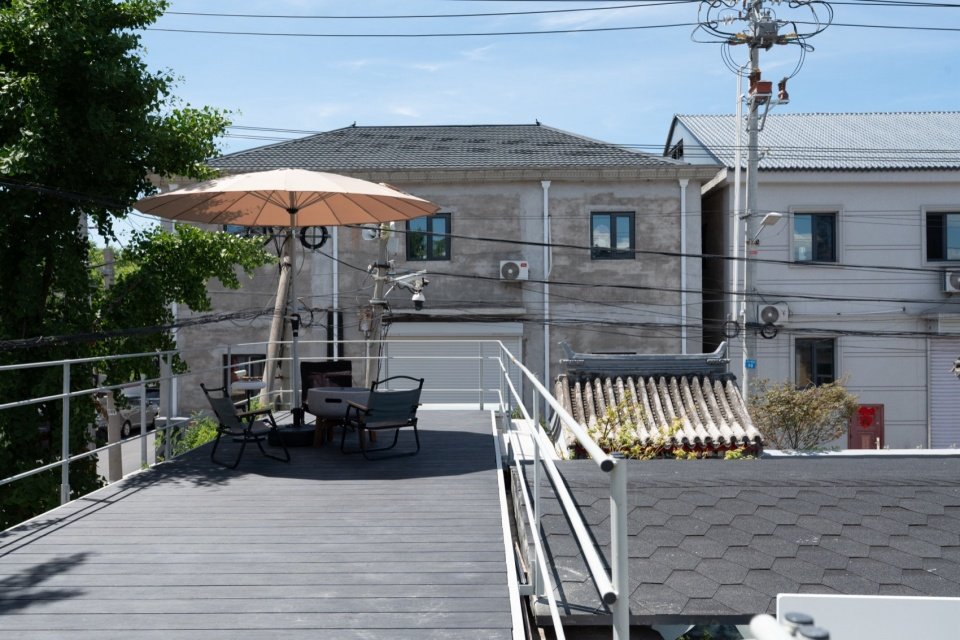 Shikong Courtyard House by AMAO DESIGN STUDIO