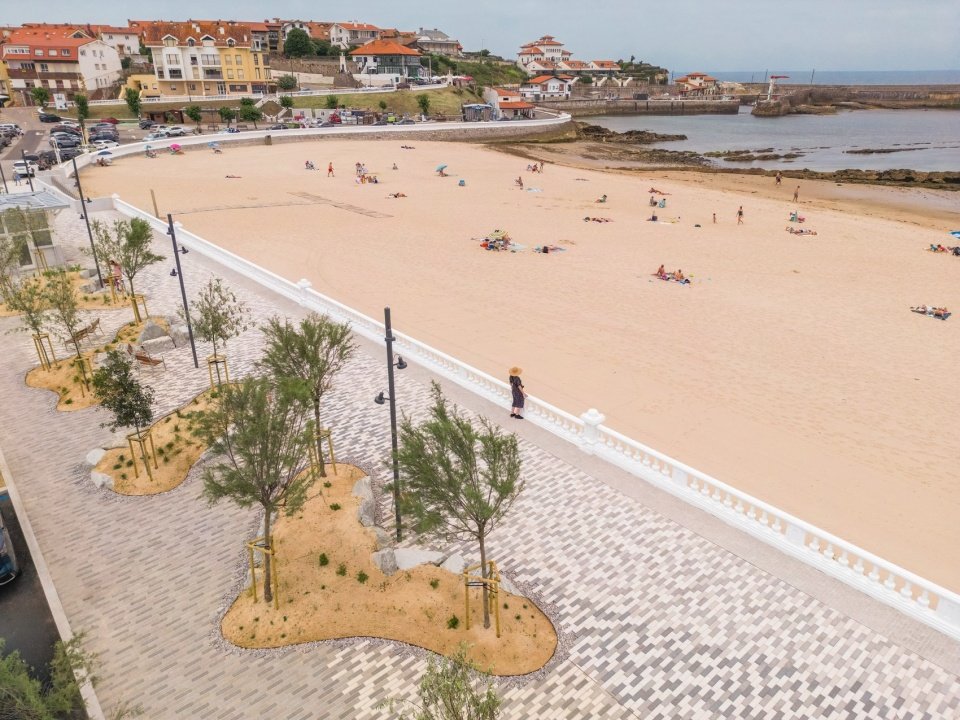 Comillas Waterfront Promenade