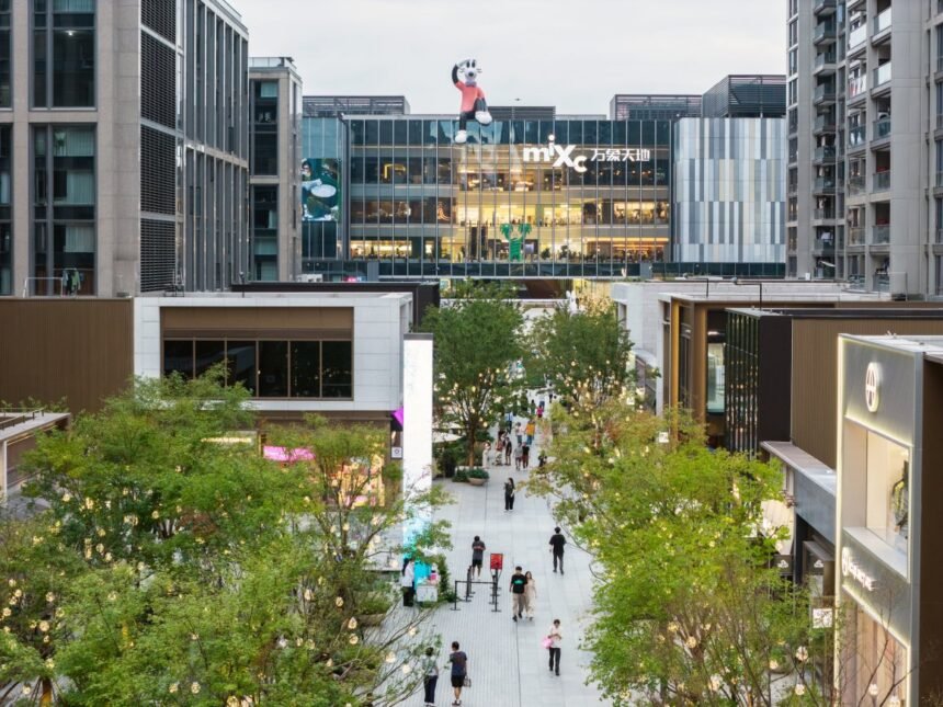 HANGZHOU ASIAD MIXC WORLD LANDSCAPE EN HANCEMENT， LET NATURE AND LIFE RETURN by Landtek Group