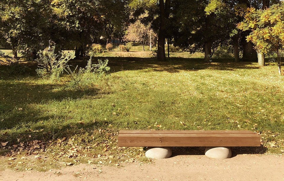 bench h 01 by sivakpartners