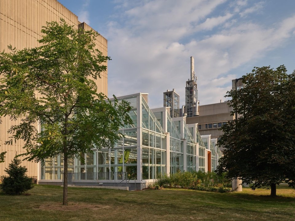 mcmaster university life sciences building and greenhouse by moriyama teshima architects