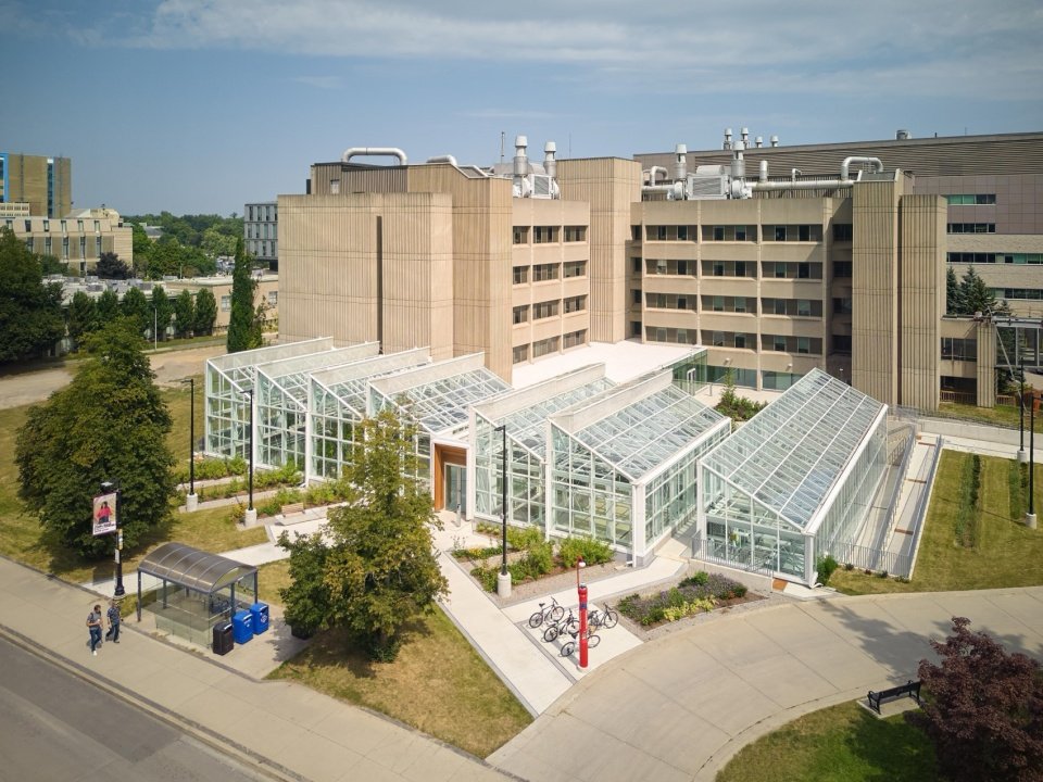 mcmaster university life sciences building and greenhouse by moriyama teshima architects