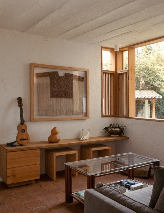 furniture and daylight in the living room, furnishings and daylight in the living room