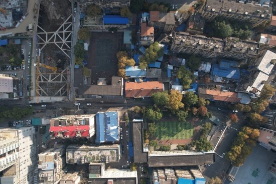 改造前的两个校区 / The two campuses before renovation