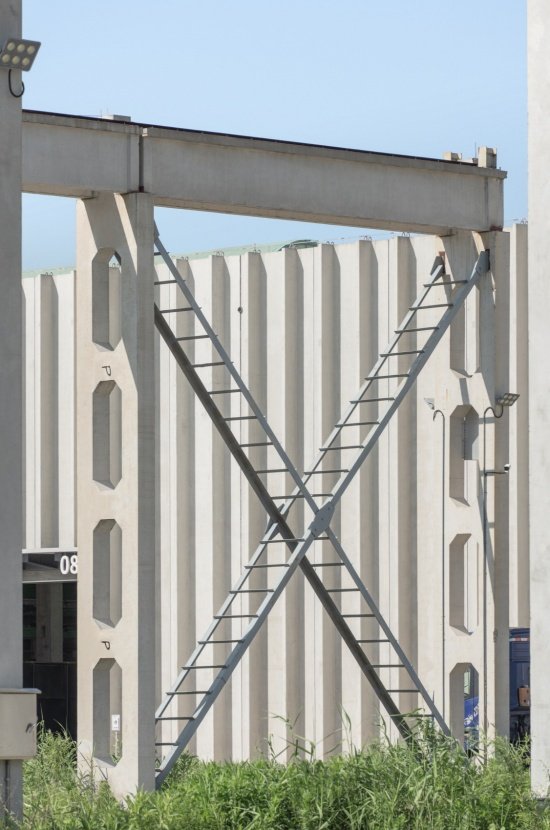 室外作业区的结构 / Structure of the outdoor working area