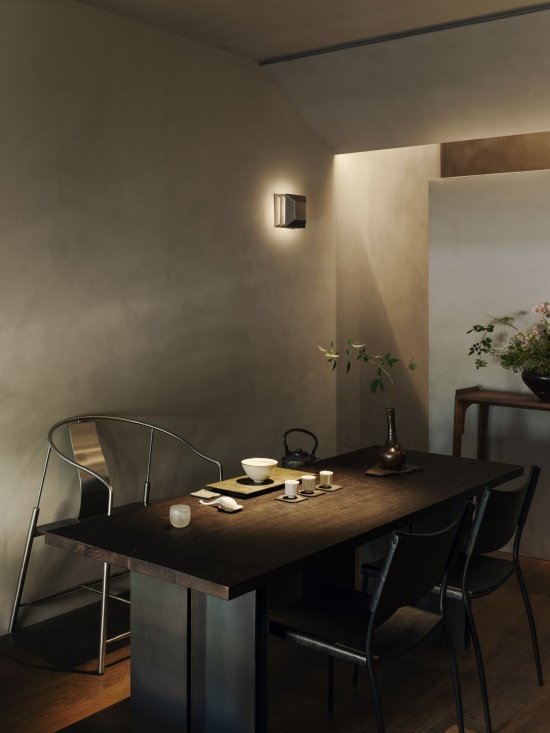 Tea table and chairs