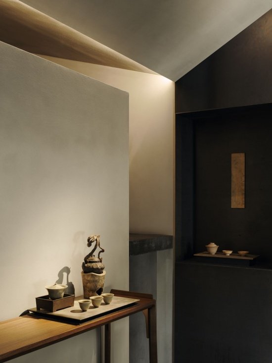 Niches and booths