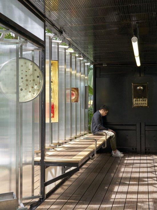 休憩与展示相结合的空间 / a space combining rest and display