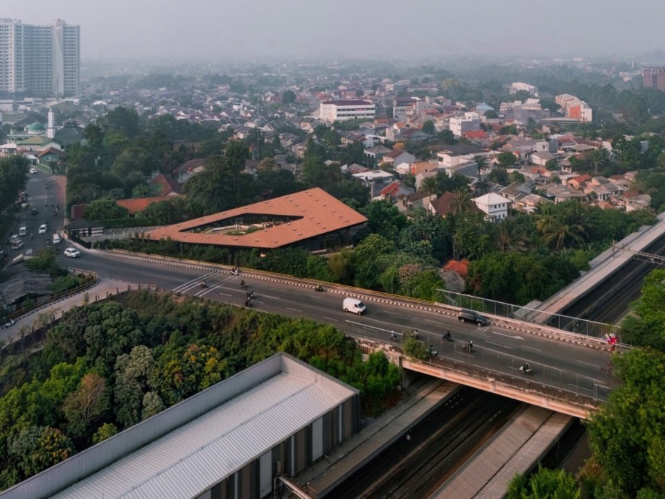 Garden in its urban context