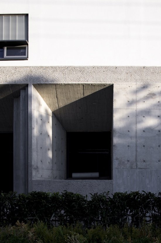 window opening detail