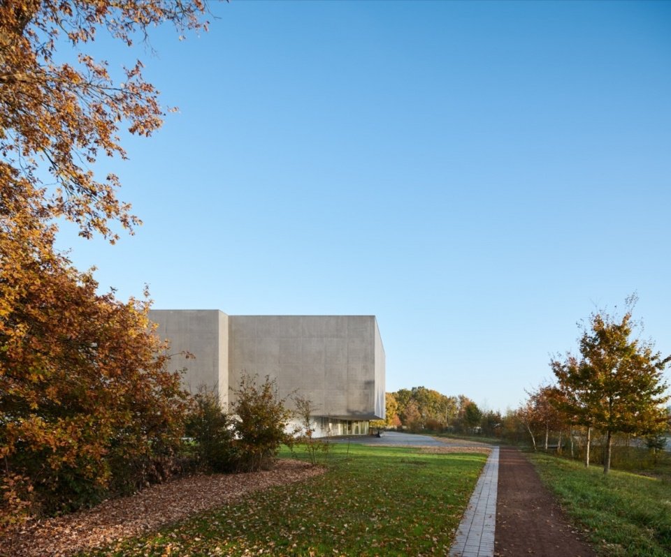 Approaching the building along the green path