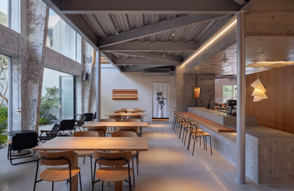 庭院成为室内景观 / The courtyard becomes an interior view