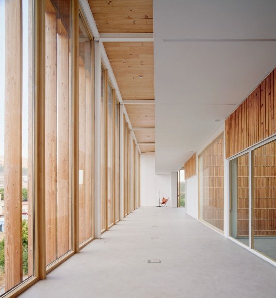 Space along the facade, Space along the facade