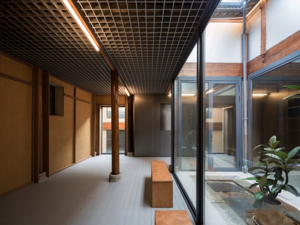 服务岛B休息区 / Lounge Area, Service Island B
